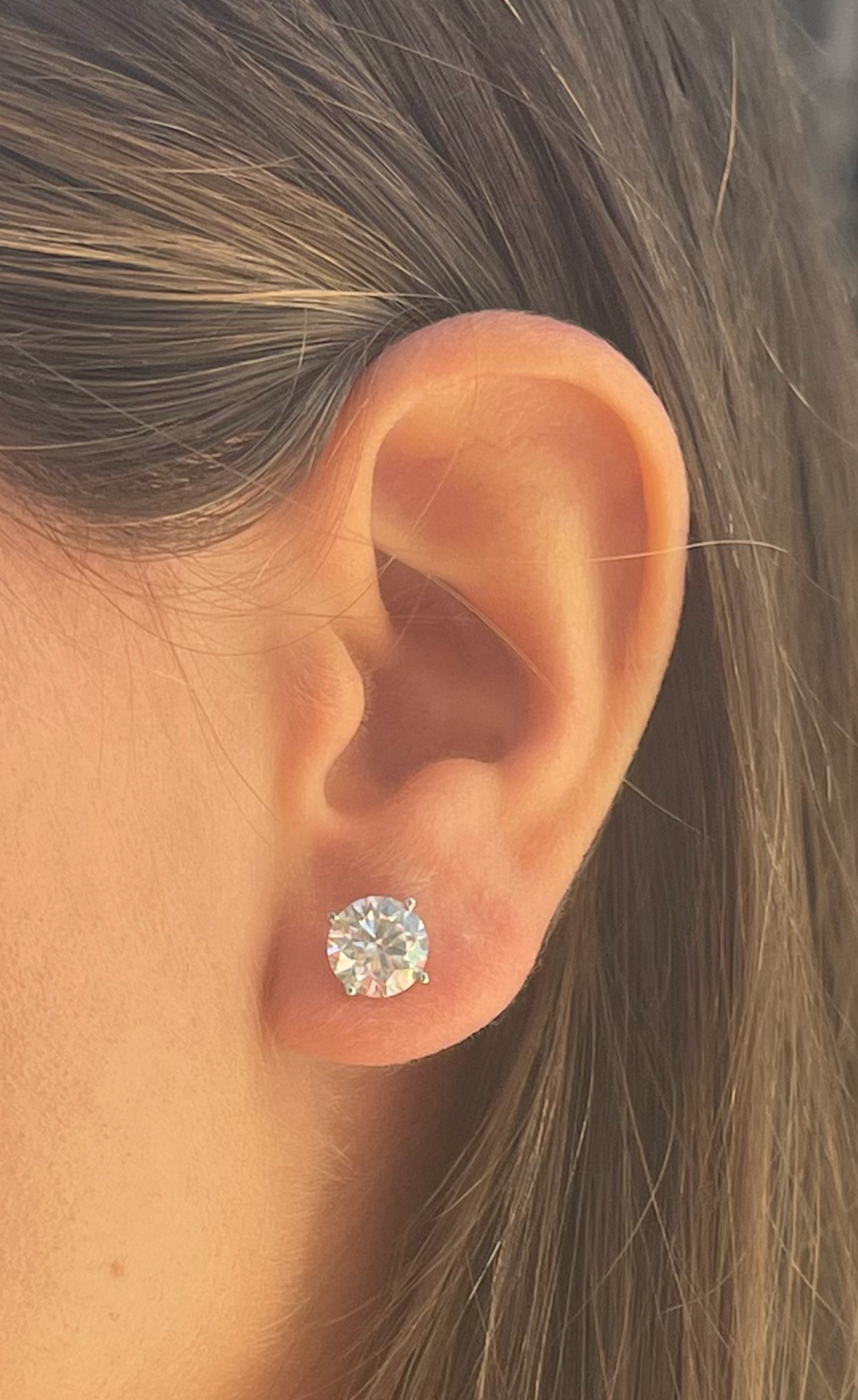 DIVINE FEMININE - Round  3.02 CT