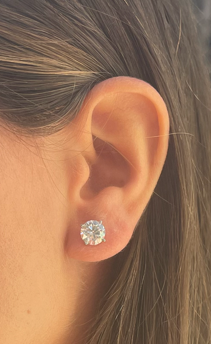 DIVINE FEMININE - Round  3.02 CT