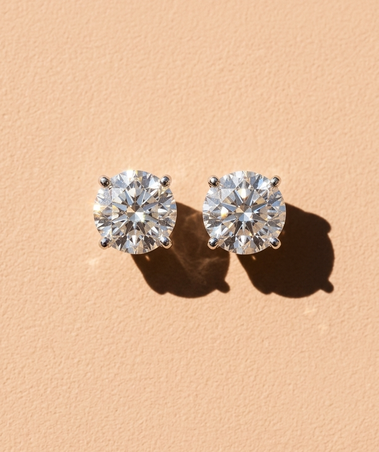 DIVINE FEMININE - Round 4.02 CT