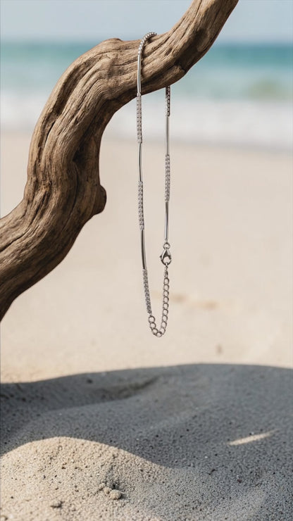 A necklace that breaks the routine