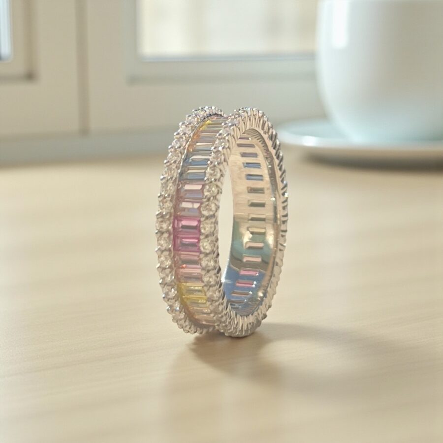 פורצת גבולות ריינבואו